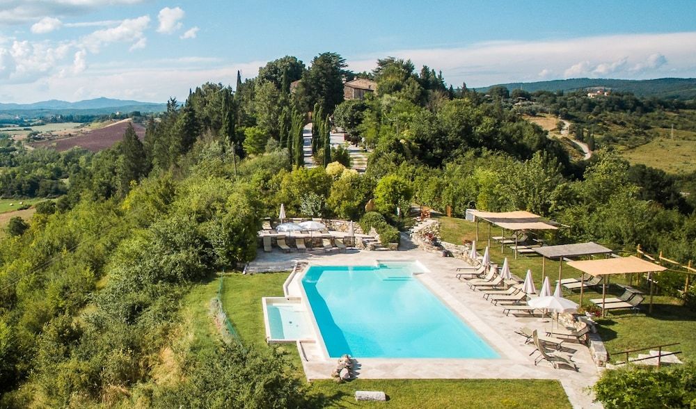 Laticastelli Country Relais 1