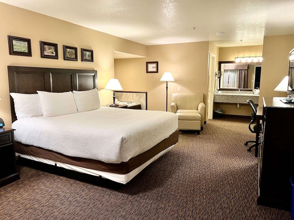 Best Western Country Inn 1