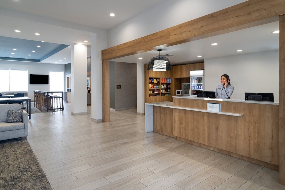 Staybridge Suites LOUISVILLE - EXPO CENTER by IHG 2