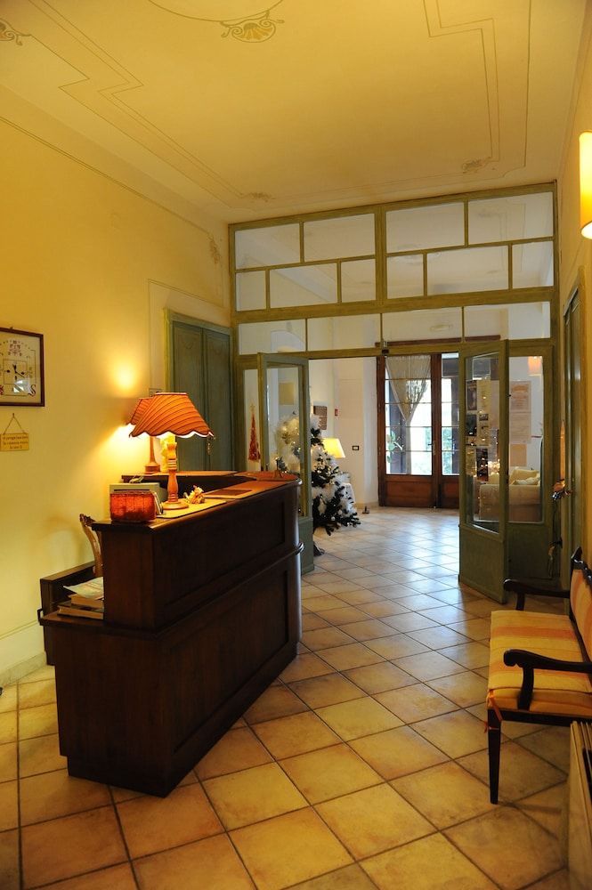 Hotel Rossi 2