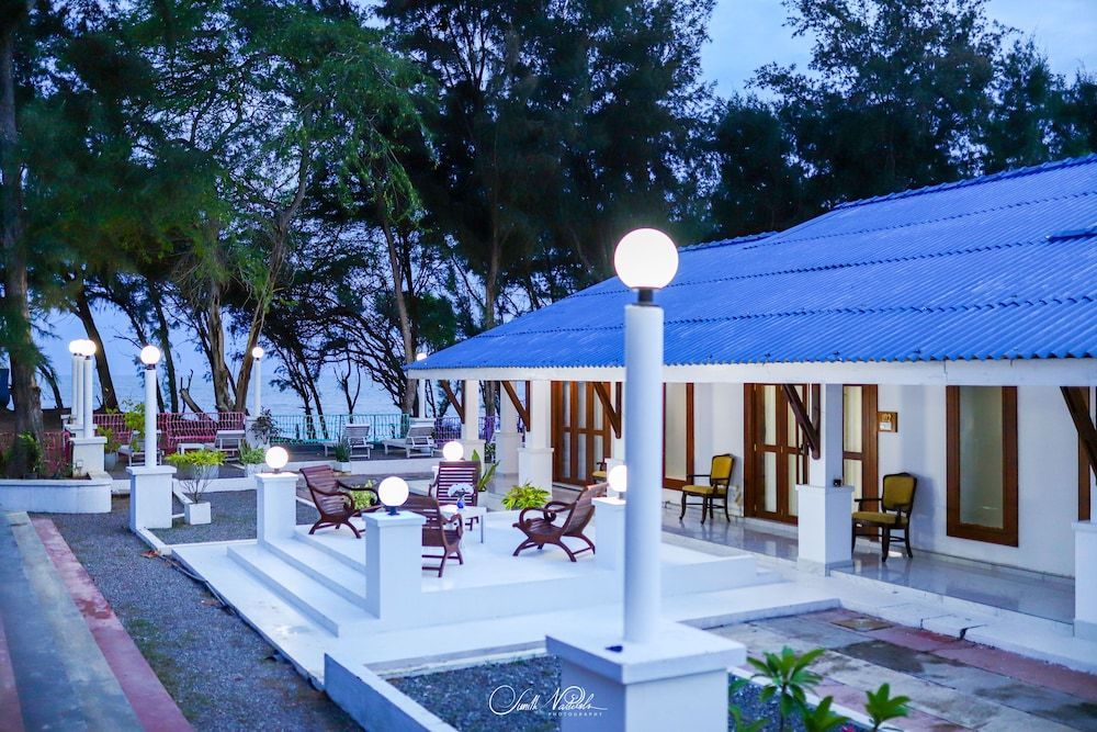 Ceylonta Beach Resort and Spa 1