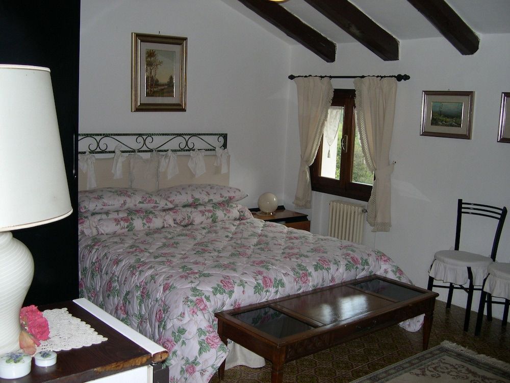 B&B Four Winds 2