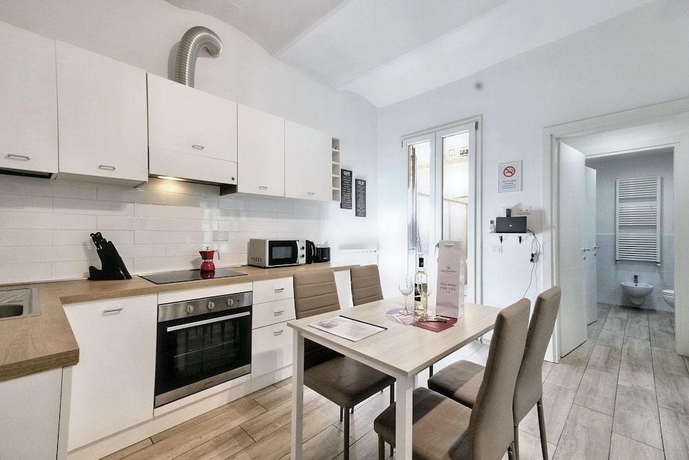 Wine Apartments Florence Bardolino 1