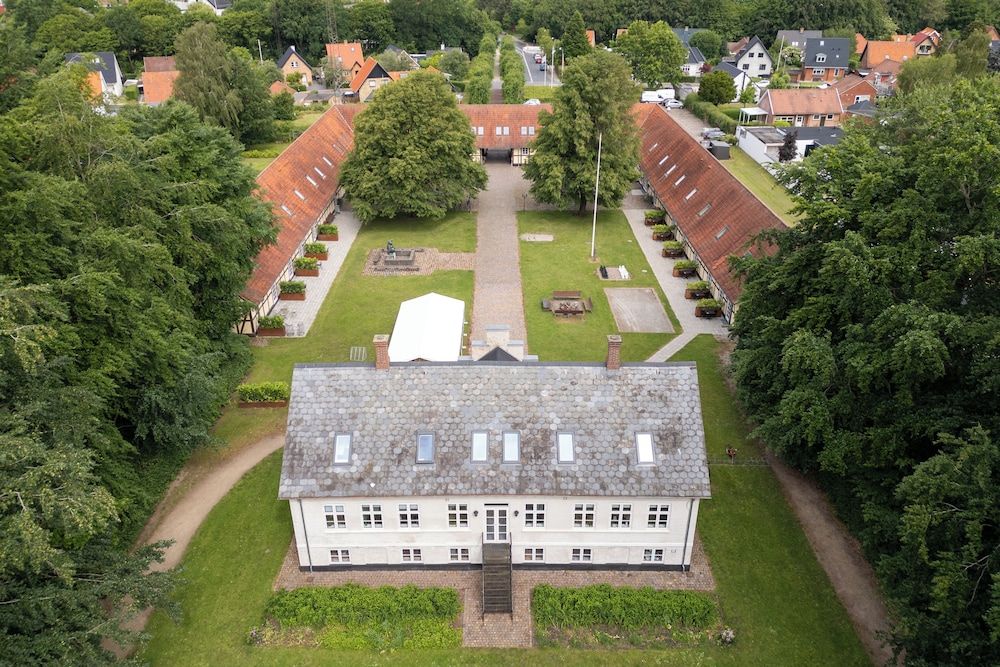 Kragsbjerggaard Hotel 1