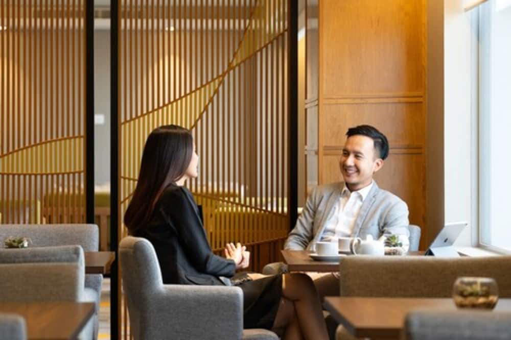 Holiday Inn & Suites JAKARTA GAJAH MADA by IHG 2