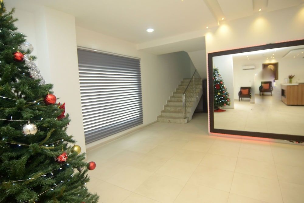 Hillsbay Hotels 2