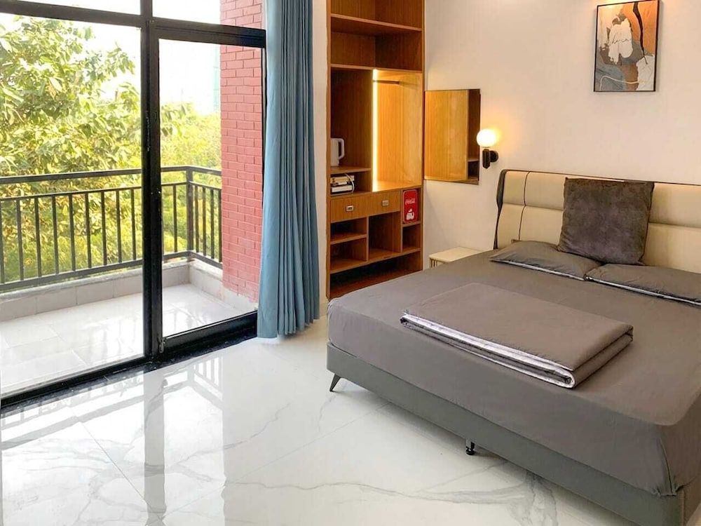 Ace Stayz - Boutique Hotel Near DLF Mall Sector 45, Noida 2