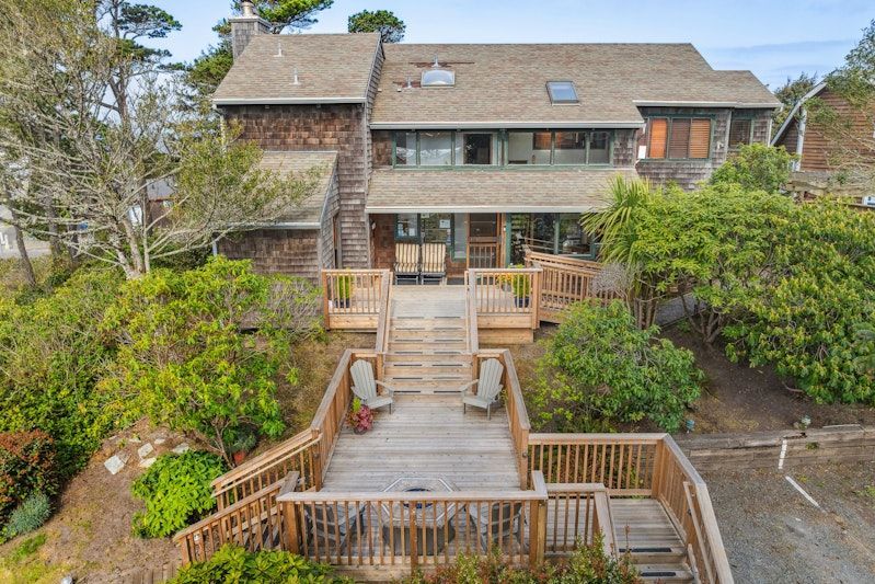 The Inn at Manzanita 2