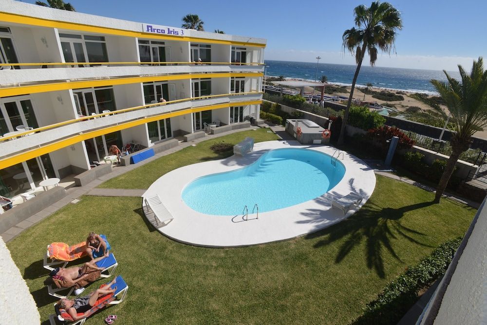 Apartamentos Arco Iris 1
