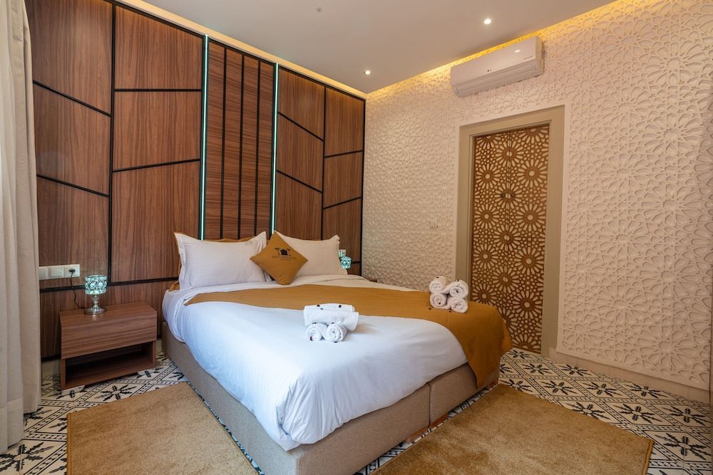 Yanis Guest House 2