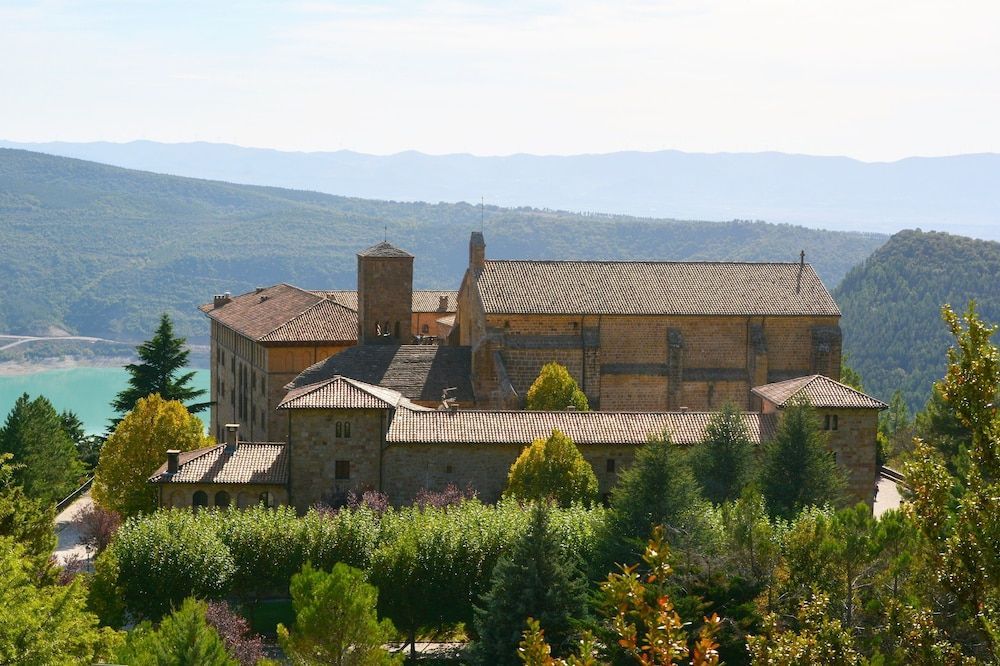 Hotel Monasterio de Leyre 1