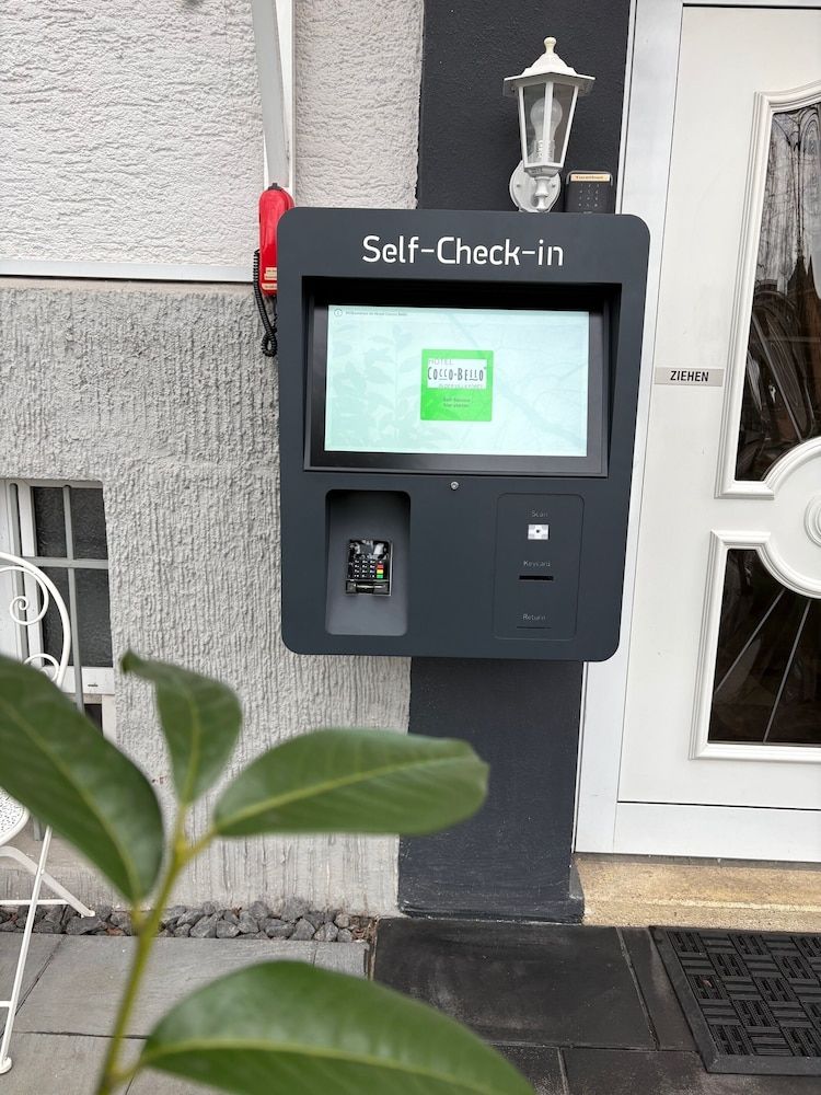 Cocco-Bello Smart Check-in Hotel 2