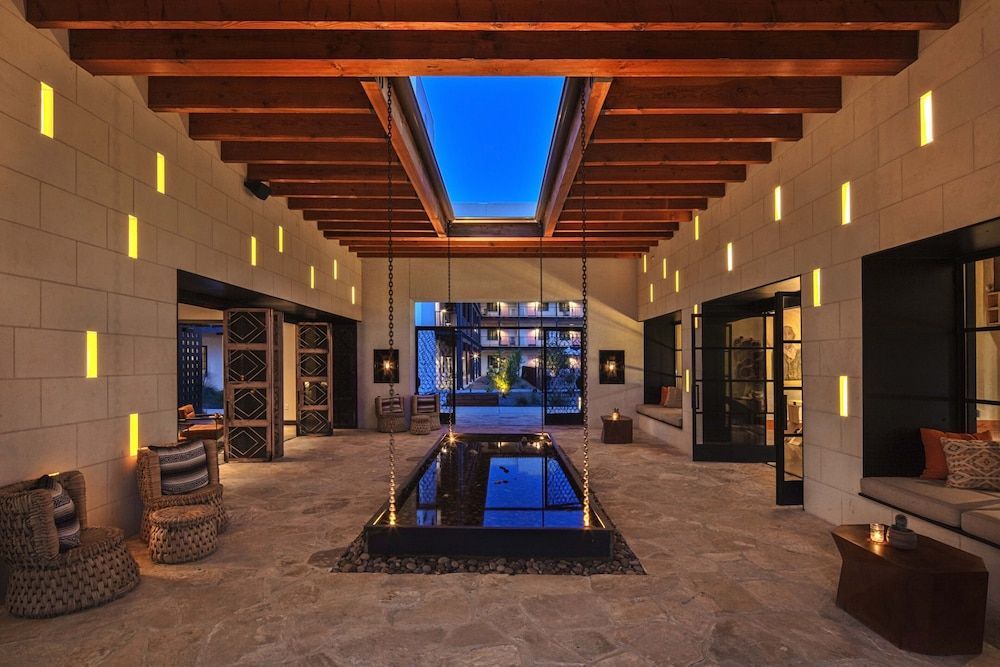 Texican Court, by Valencia Hotel Collection 2