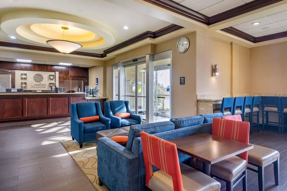 Comfort Inn & Suites Seattle North 2
