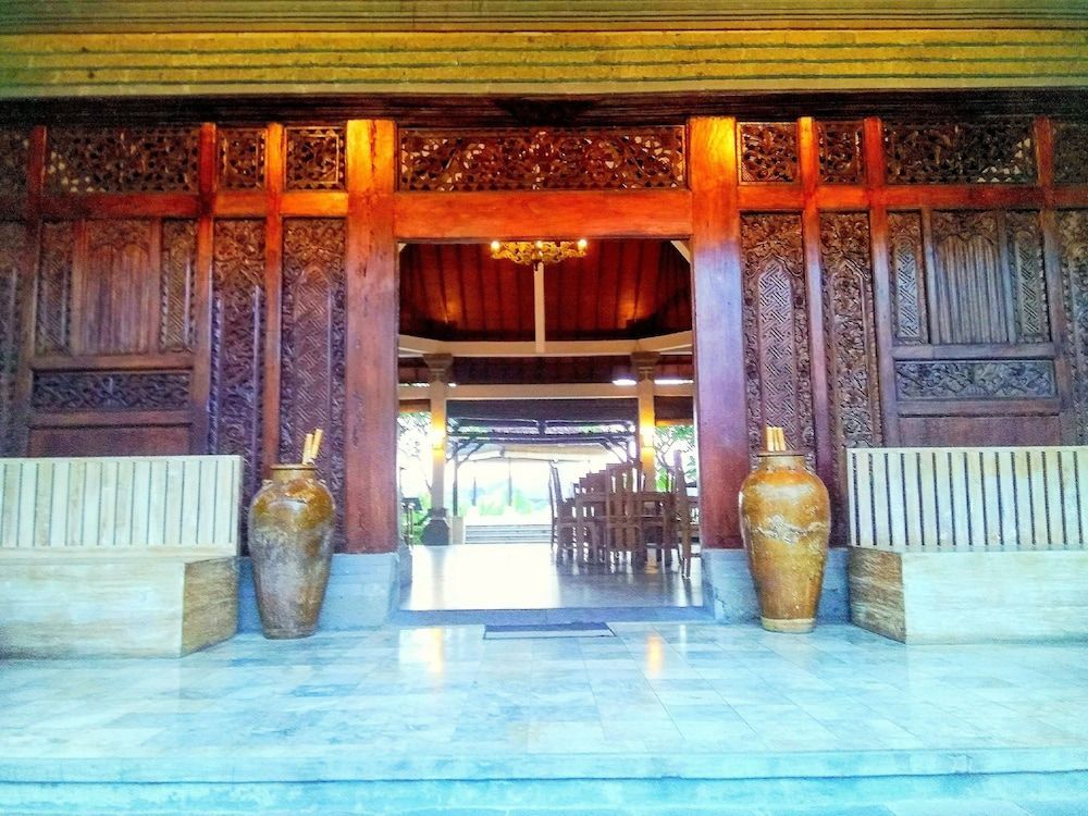 Nipuri Resort and Villas Seminyak 2