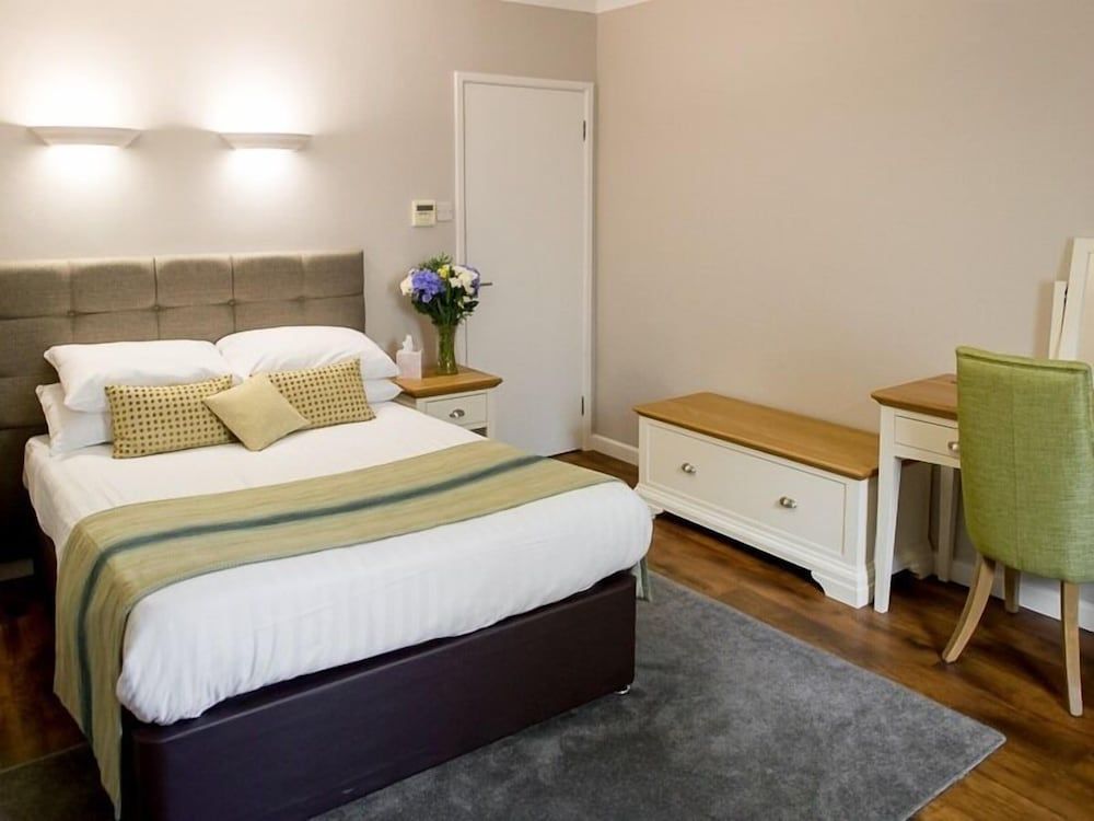 The White Horse Inn 2