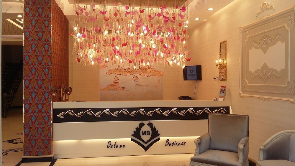 MB Deluxe Hotel 1