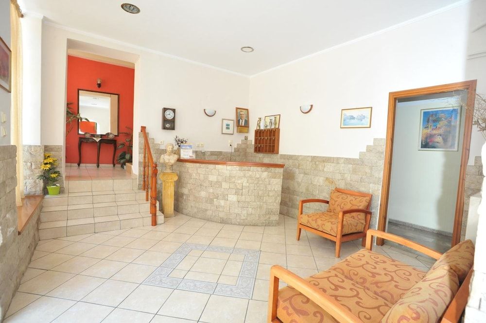 Hera Hotel 2