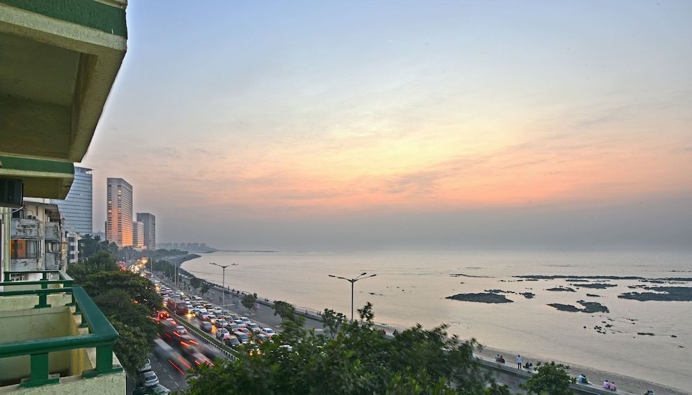Sea Green Hotel 1