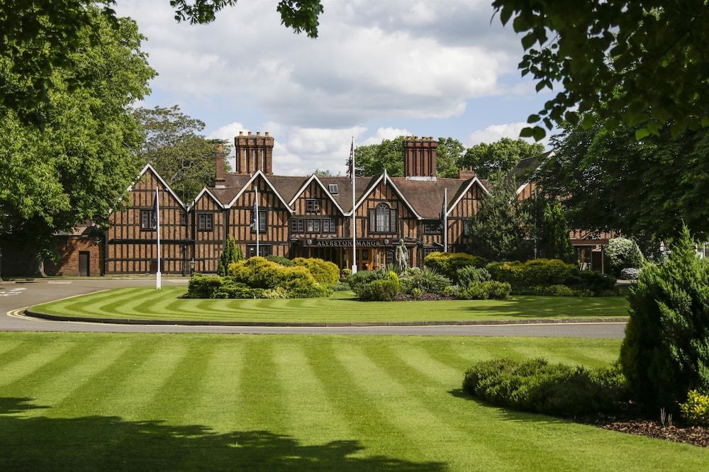 Macdonald Alveston Manor Hotel & Spa 1
