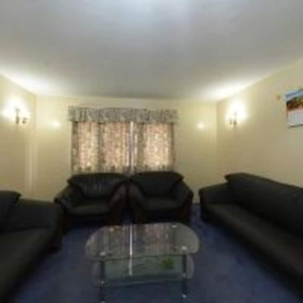 LMS Guest House 2