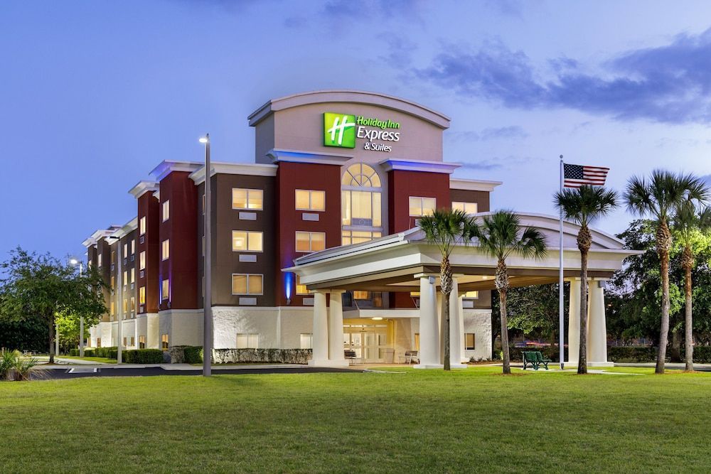 Holiday Inn Express & Suites FORT PIERCE WEST by IHG 1
