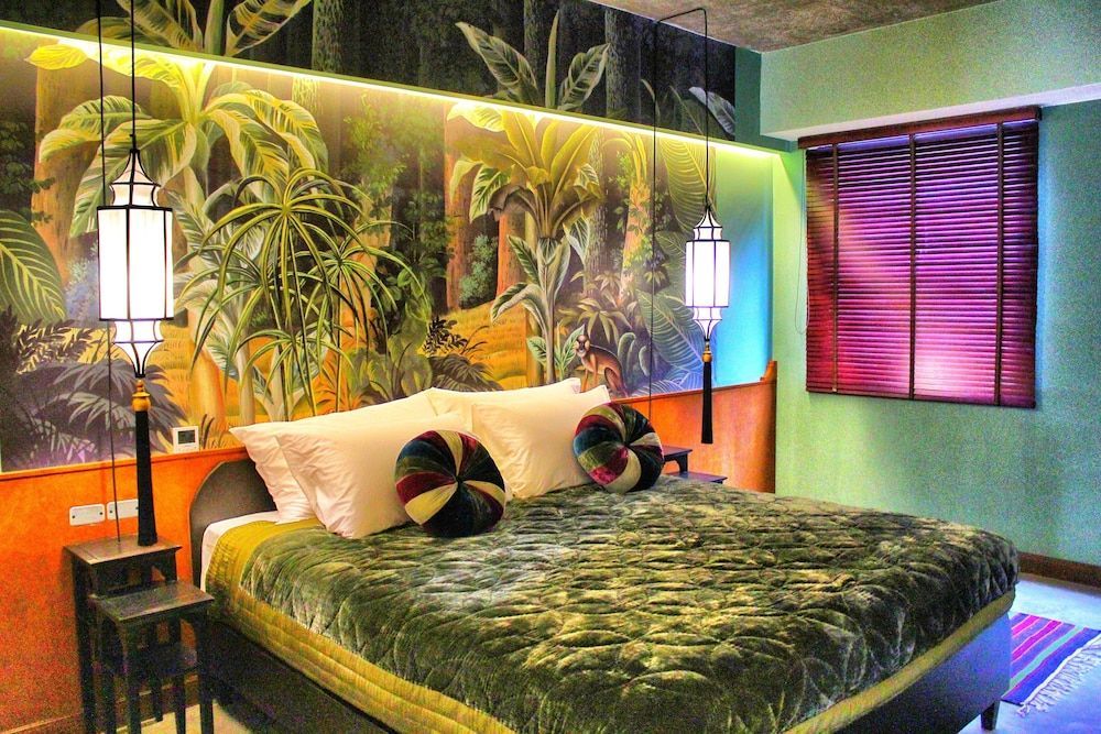 Lao Poet Hotel 2