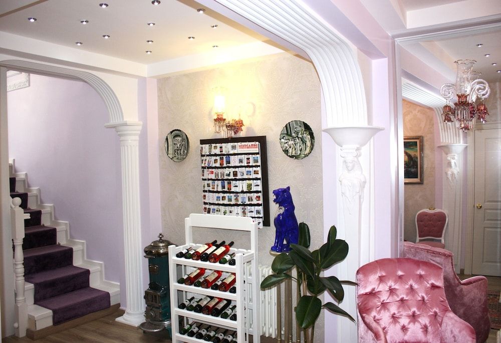 Romantic Hotel Istanbul 2