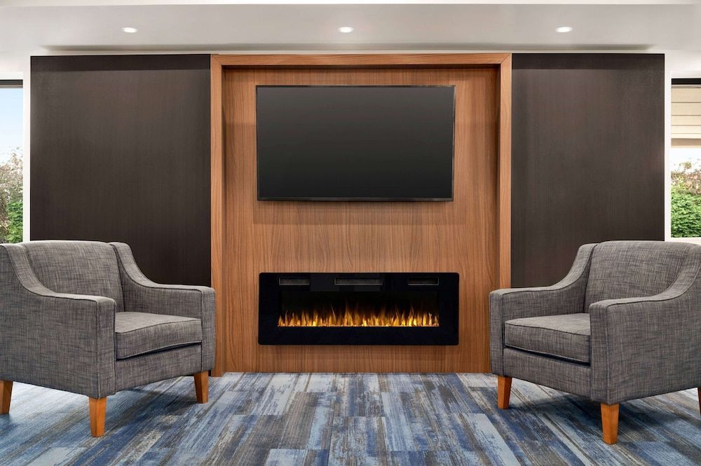 La Quinta Inn by Wyndham Columbus Dublin 2