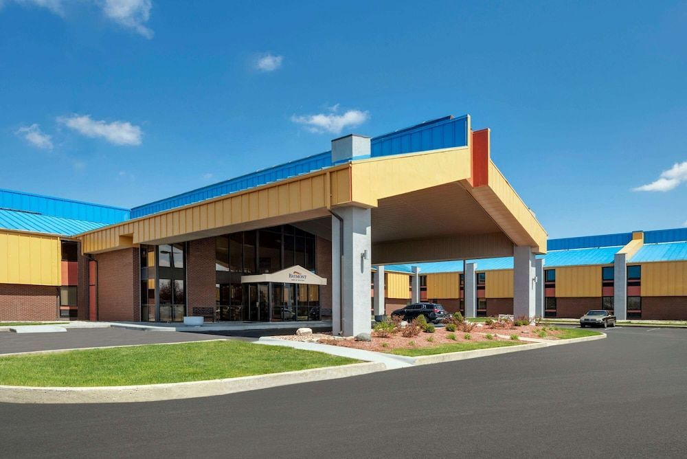Baymont by Wyndham Muncie Near Ball State University 1
