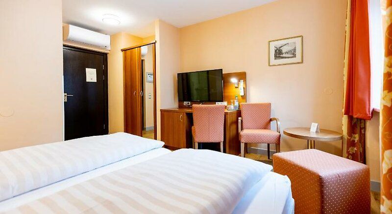 Hotel Alter Kranen 1
