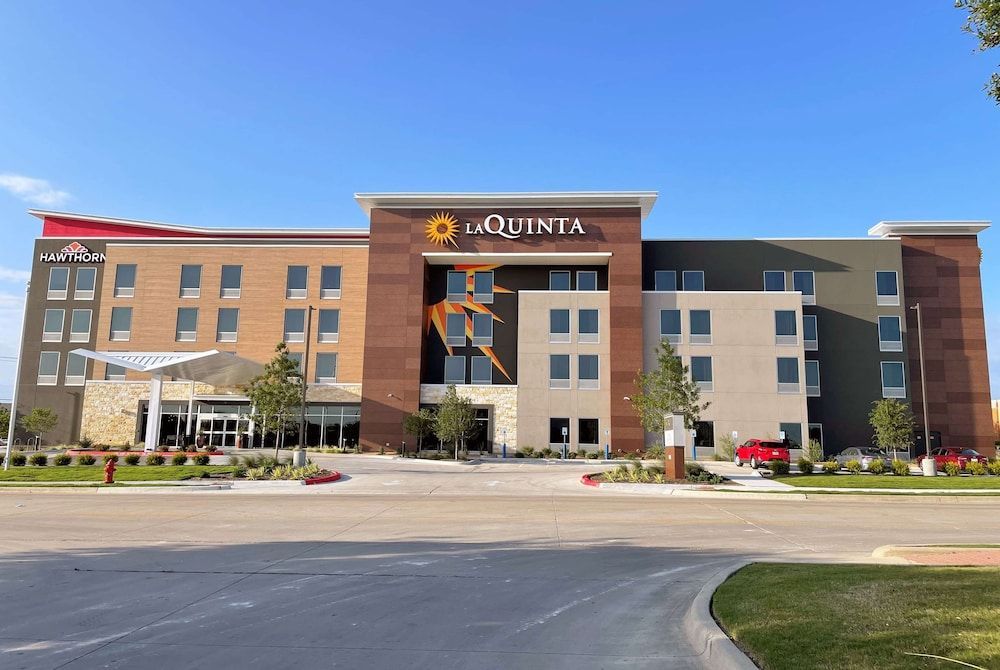 Hawthorn Extended Stay by Wyndham Pflugerville 1