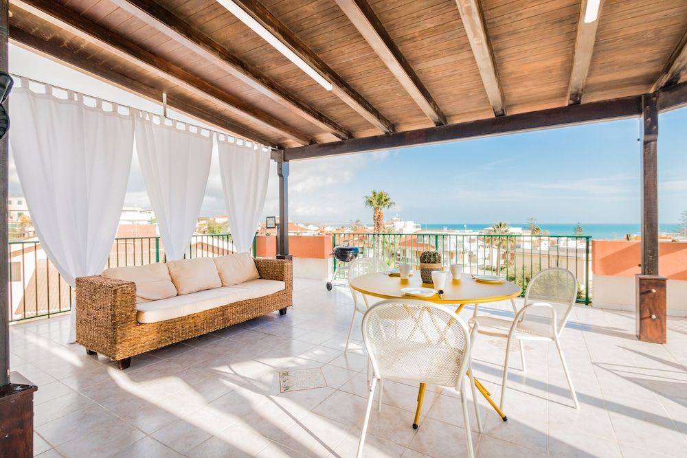 Artemide Vista Mare 1