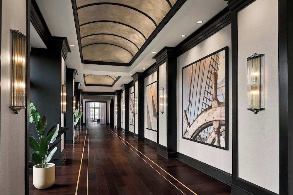 Renaissance Portsmouth-Norfolk Waterfront Hotel 2