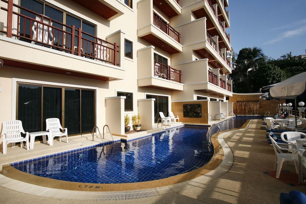 Jiraporn Hill Resort 1