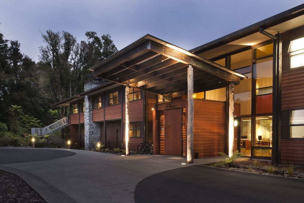 Legacy Te Waonui Hotel Franz Josef 1