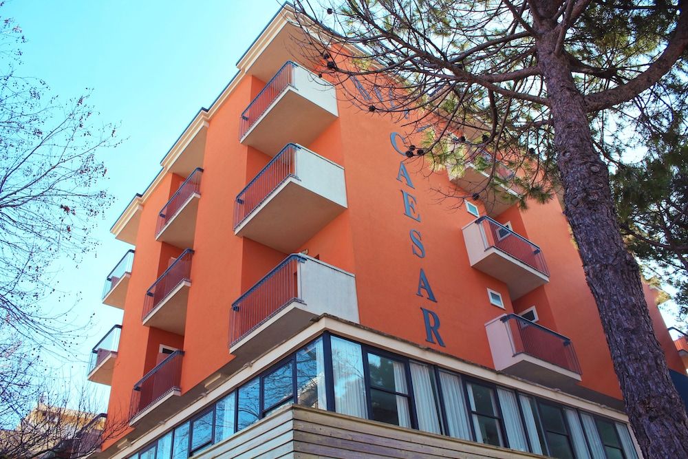 Hotel Caesar 1