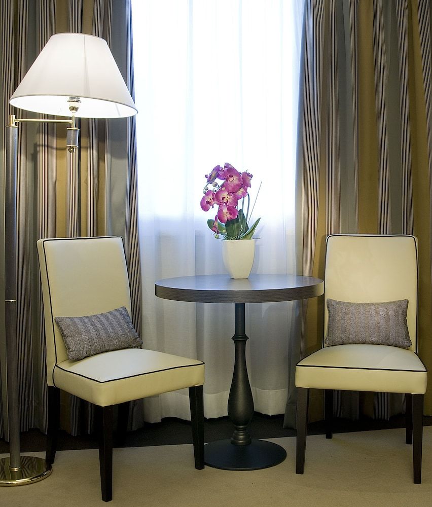 Holiday Inn ROME - EUR PARCO DEI MEDICI by IHG 2