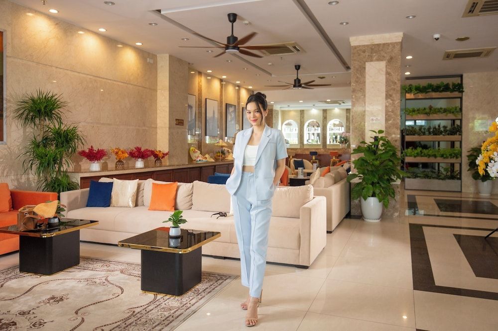SeaFront Hotel DaNang 2