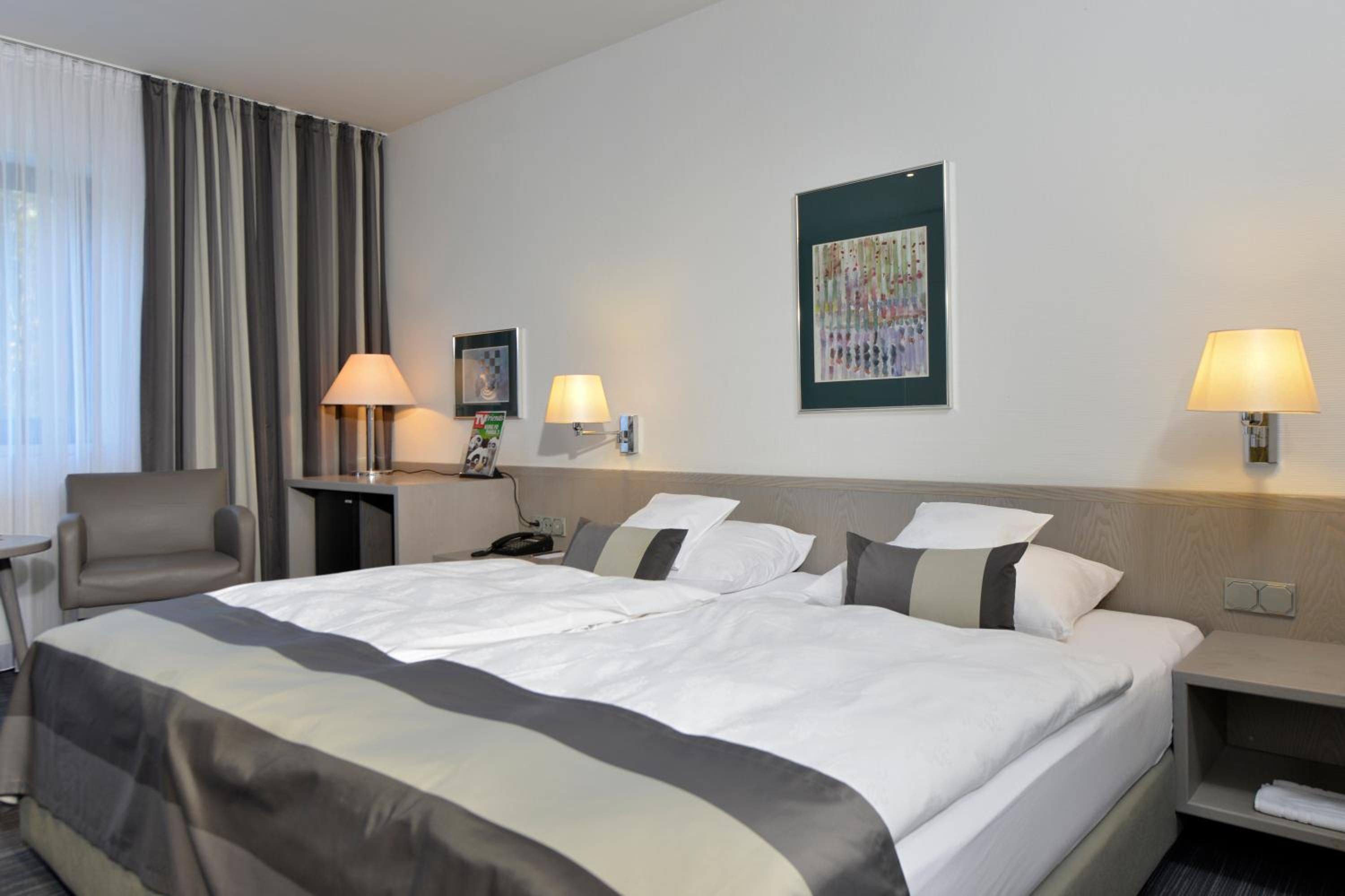 Hotel Spiegel 1