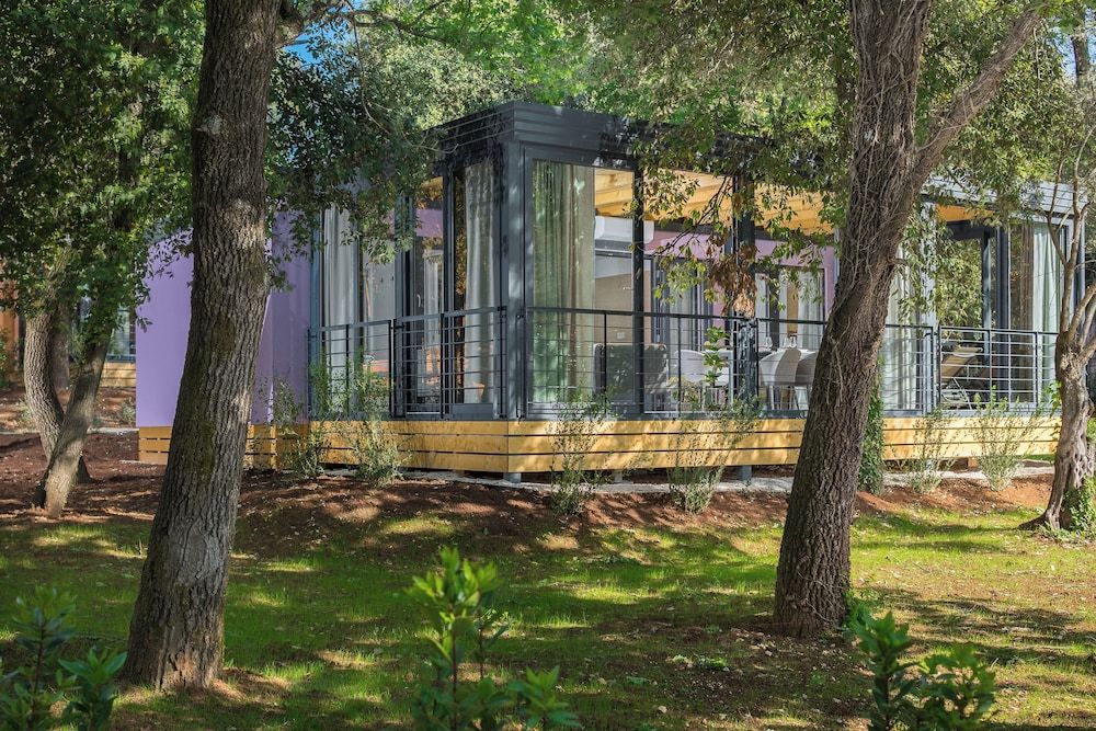Camping Homes Mon Perin 1