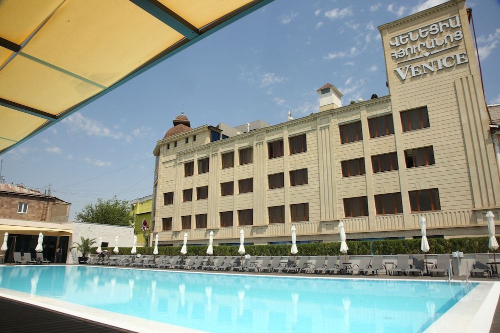 Venice Hotel Complex 1