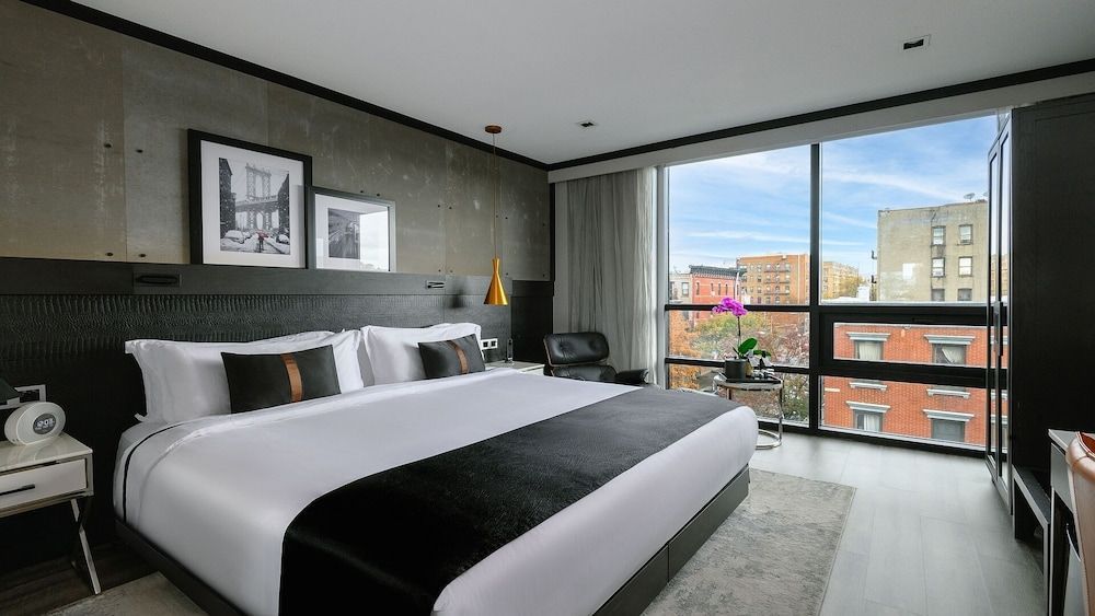 42 Hotel Williamsburg 1