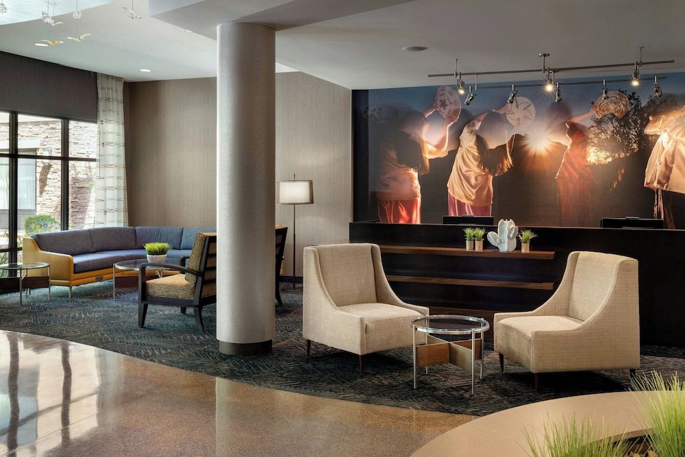 Courtyard by Marriott Scottsdale Salt River 2