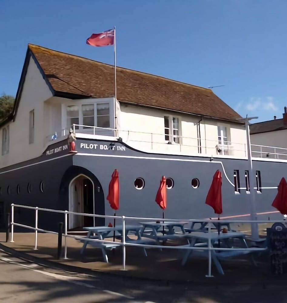 The Pilot Boat Inn, Isle of Wight 1