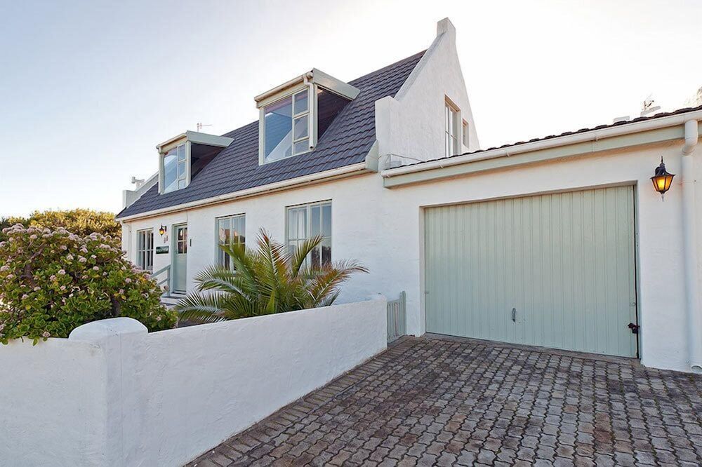 Pikkewyntjie Sea View Small Families 1