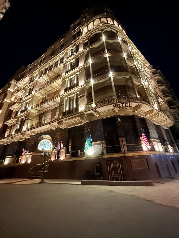 Cosmopolitan hotel 1