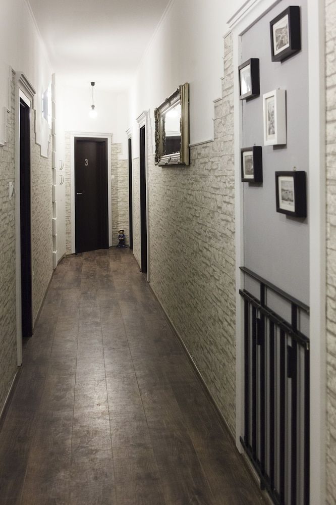 Prior Suites Split 2