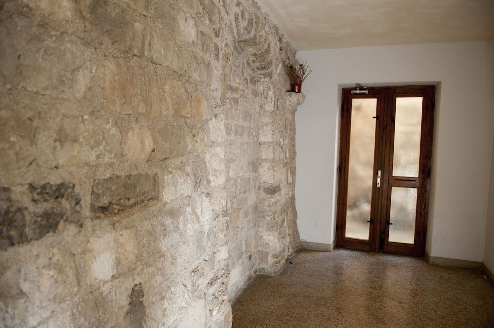 MK Luxury Rooms 2