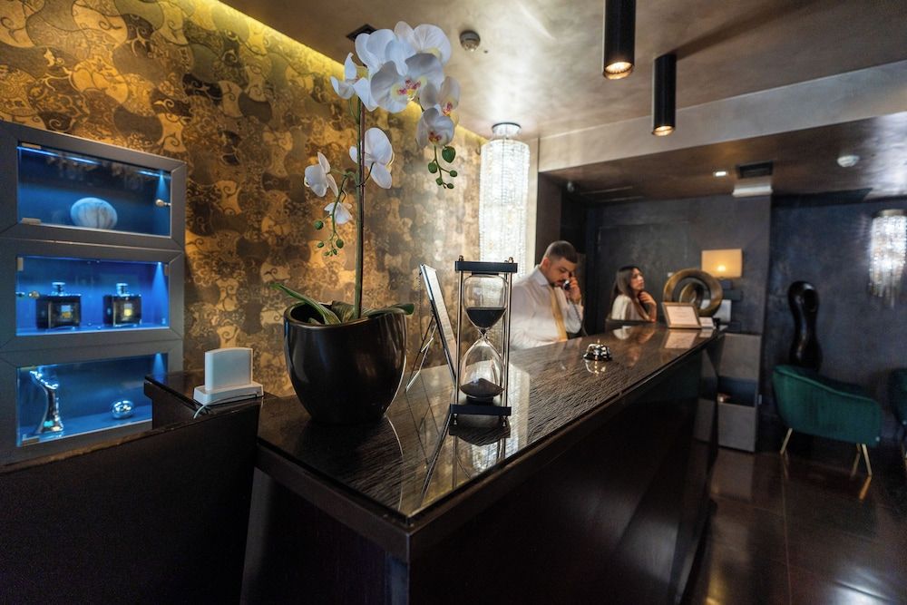Divina Luxury Hotel 2